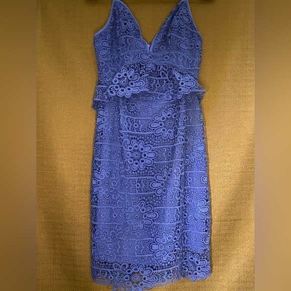 💙HP💙NWT GUESS Solstice Blue Floral Lace Cutout Cocktail Dress- Size 6 - Picture 4 of 5